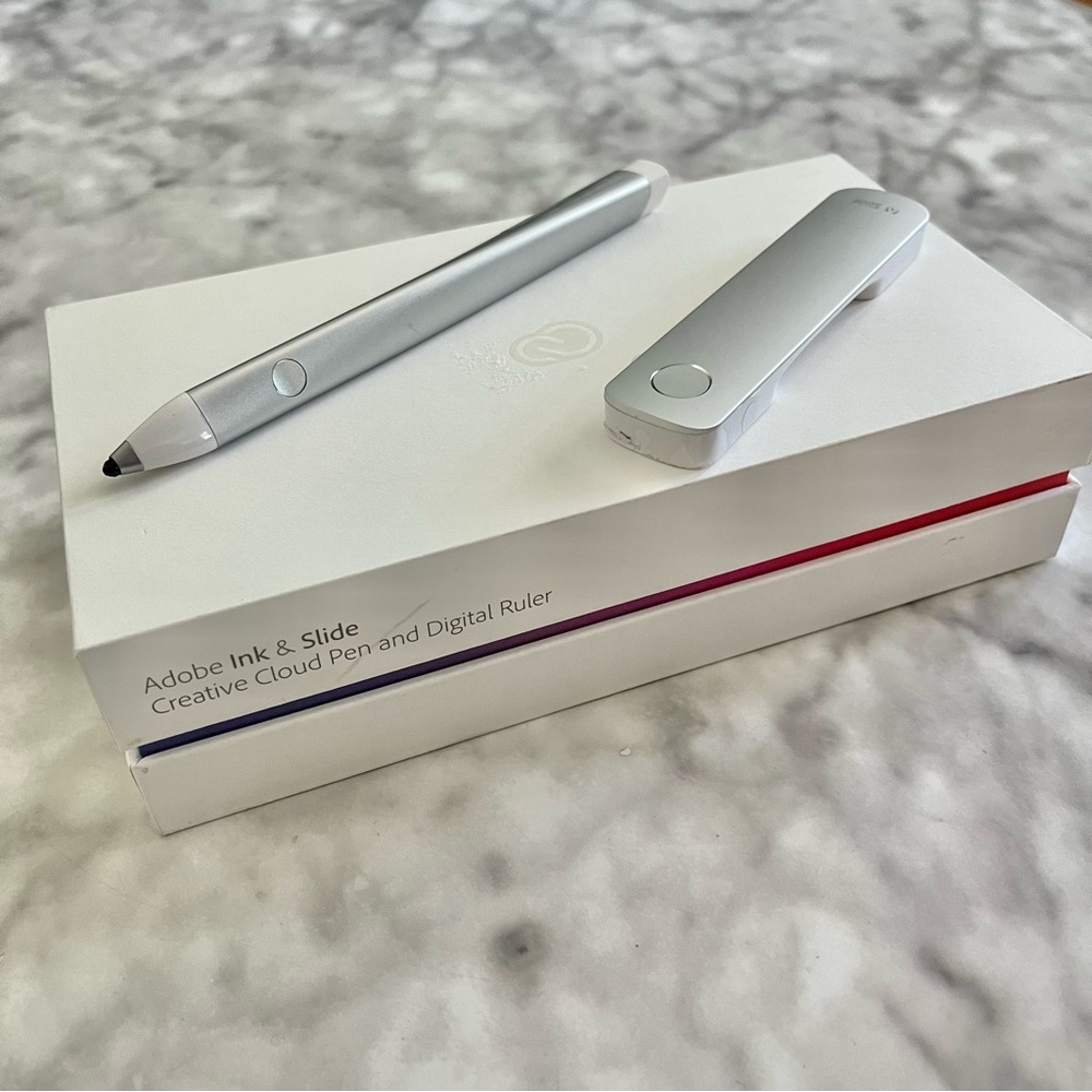 Adobe Ink & Slide Creative Cloud Pen and Digital Ruler - Picture 6 of 10